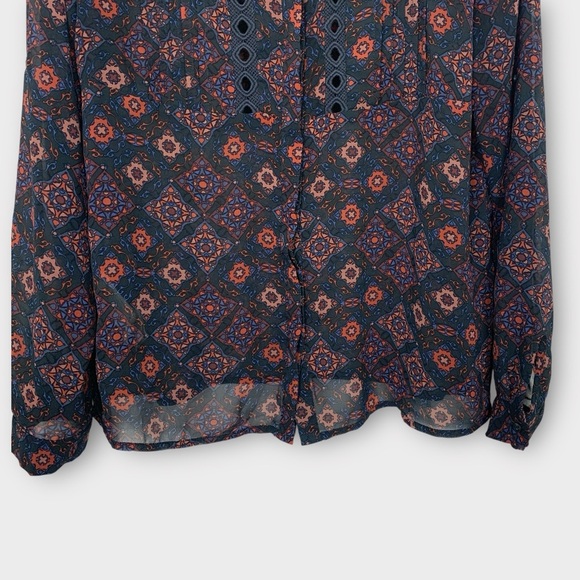 Forever 21 Contemporary Boho Print Lace-Up Blouse - Picture 2 of 6